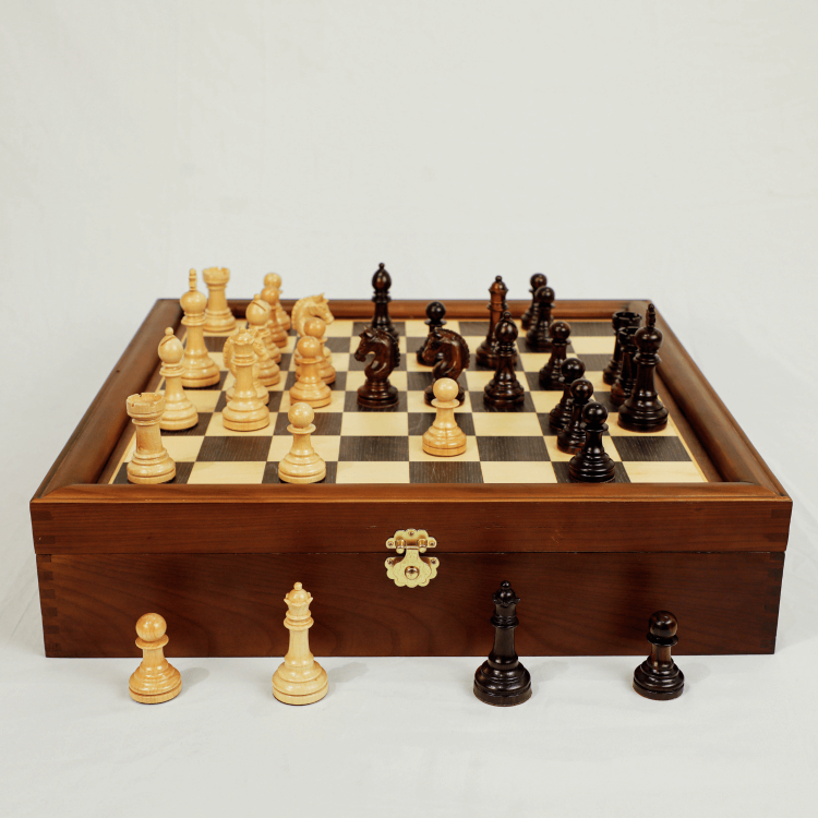 Bộ Quà Tặng Cờ Vua Cao Cấp Henry Le Chess Cho Nguyên Thủ Quốc Gia (2)