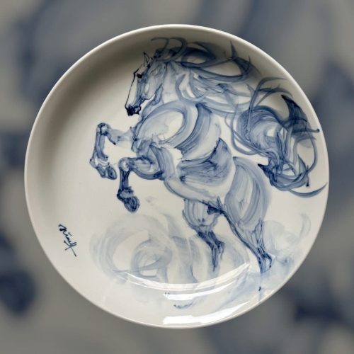 Kiêu Mã II - Quà tặng gốm nghệ thuật Nguyễn Đoan Ninh