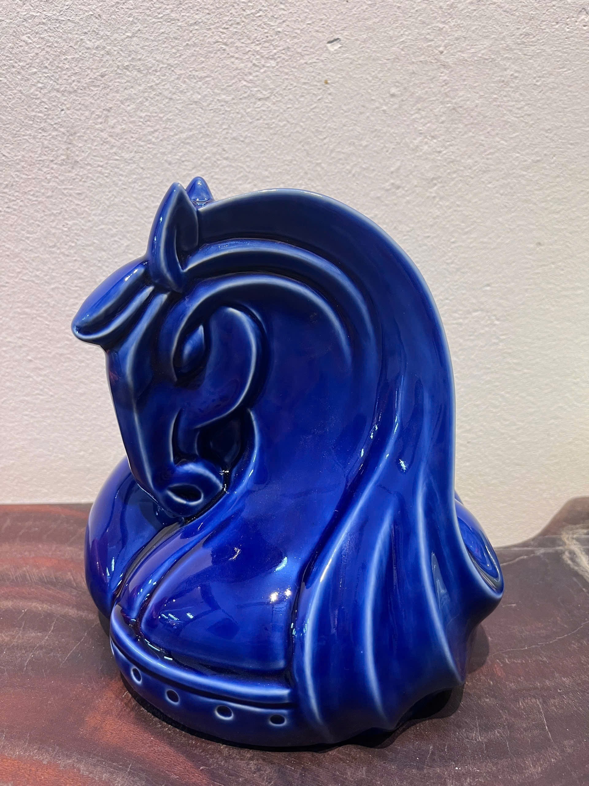 Mã 26 - Tượng Gốm Cao Cấp Của Nghệ Sĩ Hà Huy Mười