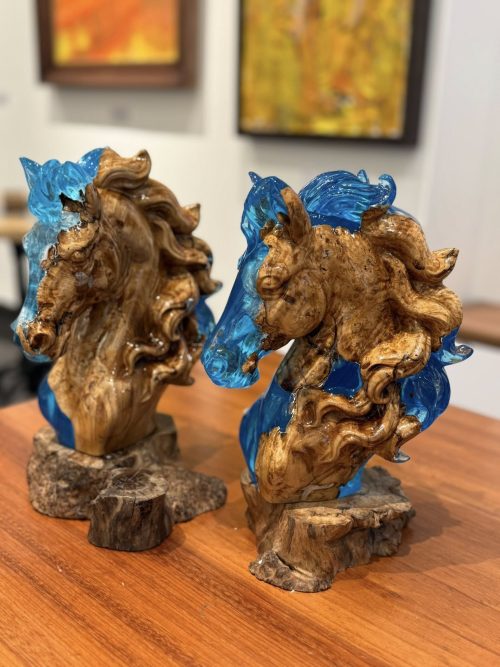 Uy Mã Epoxy - Quà Tặng Decor Nghệ Thuật